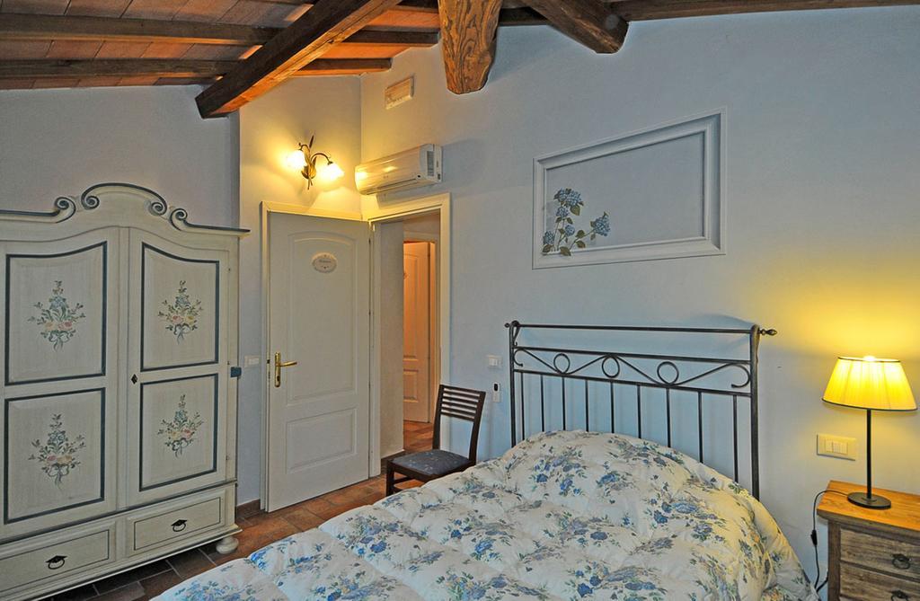 Le Ginestre B & B Massarosa Pokoj fotografie
